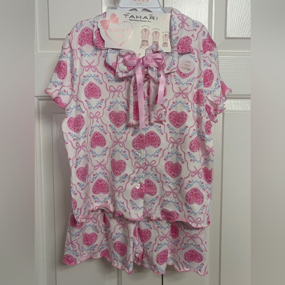Tahari Girl Mama & Me Mommy & Me Valentine’s Day Heart Pajama Set - Picture 6 of 14